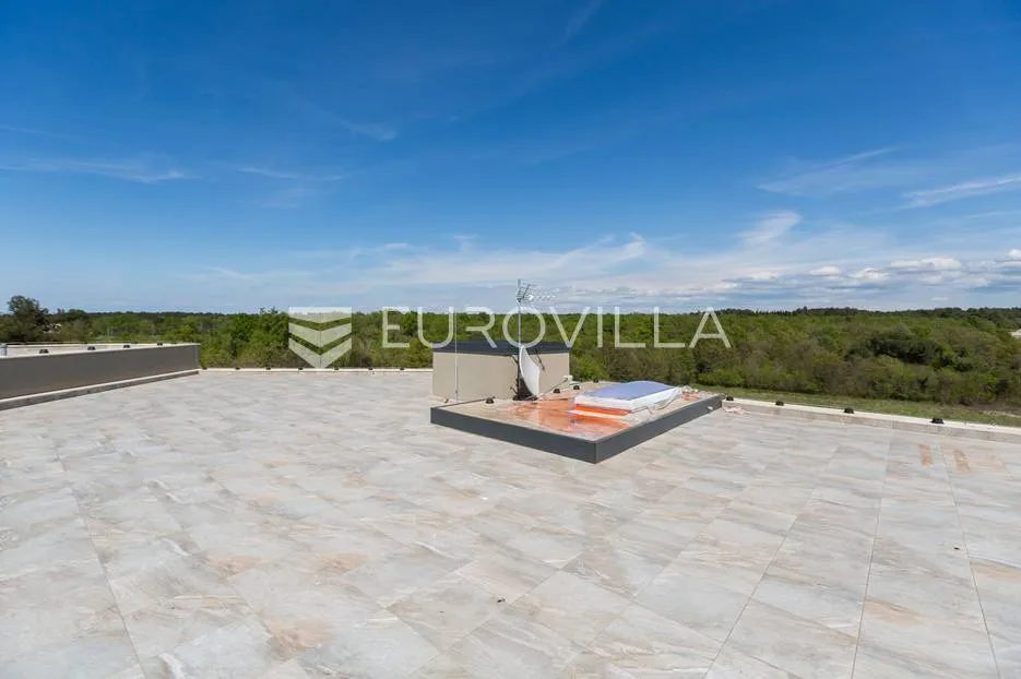 istra, poreč, trosoban penthouse 177 m2 - 800 m od mora - slika 23