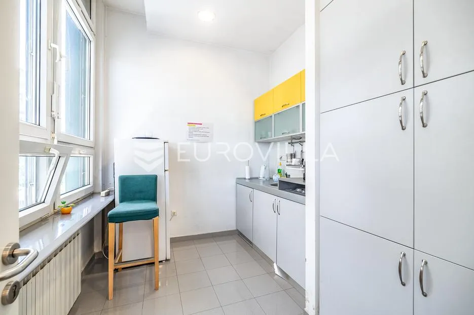 zagreb, folnegovićevo naselje, poslovni prostor uredske namjene 656 m² na 3. katu poslovne zgrade - slika 4