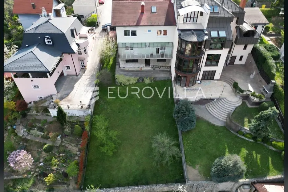 zagreb, mlinovi, odlična obiteljska kuća 300 m2 na parceli od 518 m2, otvoreni panoramski pogled - slika 3