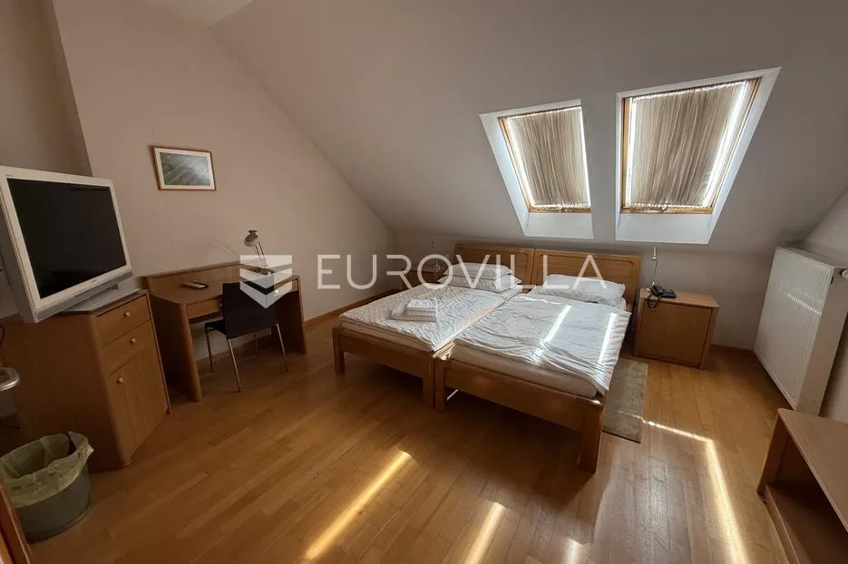 osijek, centar grada, na prodaju kuća površine 123 m² u staroj gradskoj jezgri - slika 6