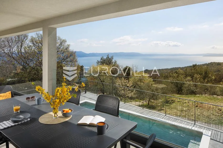 labin, gondolići - vila sa prekrasnim pogledom na more i otok cres - slika 7