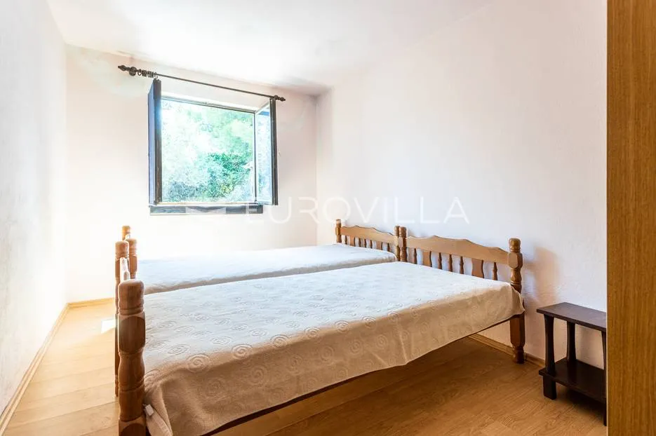 sevid, kuća s lijepom okućnicom blizu mora - slika 3
