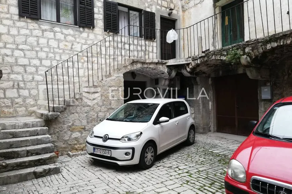 kaštela, tradicionalna kamena kuća, 100 m od mora - slika 31
