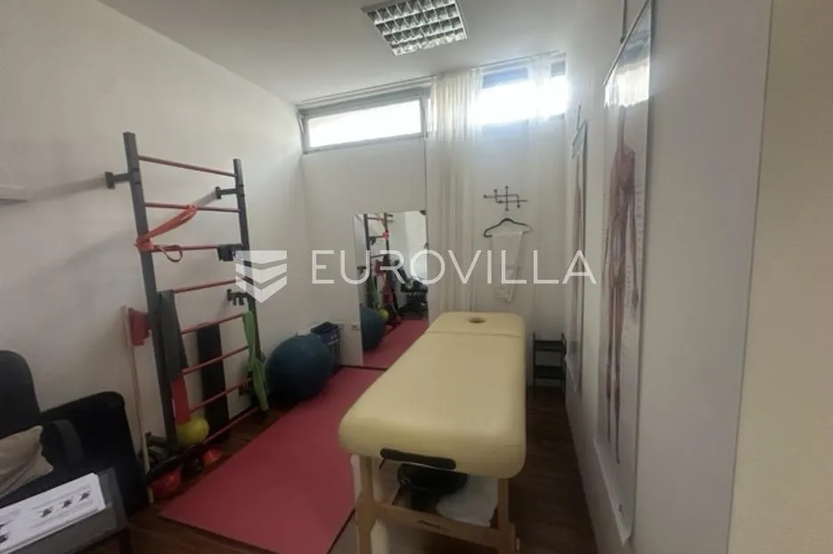 istra, pula, atraktivni poslovni prostor 129 m² u prizemlju, riva, ravenska ul. 3 - slika 13