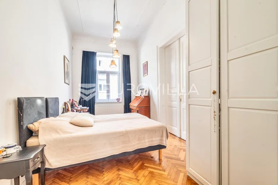 zagreb, kačićeva ulica, prekrasan četverosoban stan s balkonom 80 m² - slika 5