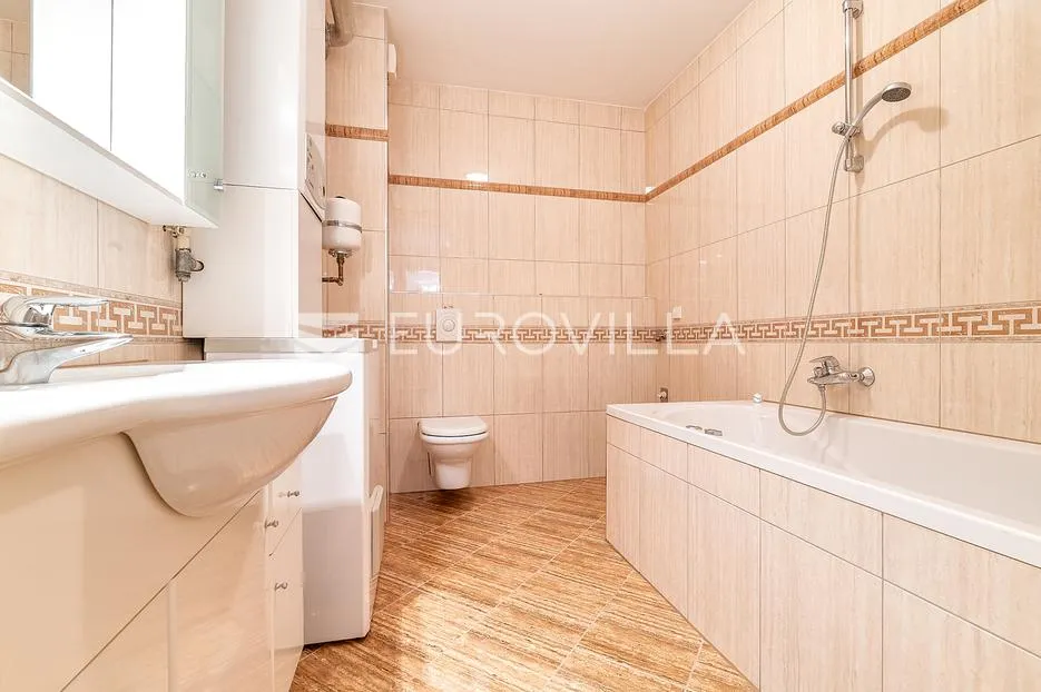 zagreb, trešnjevka, selska ulica, prekrasan luksuzan penthouse sa panoramskim pogledom, 159 m² - slika 12
