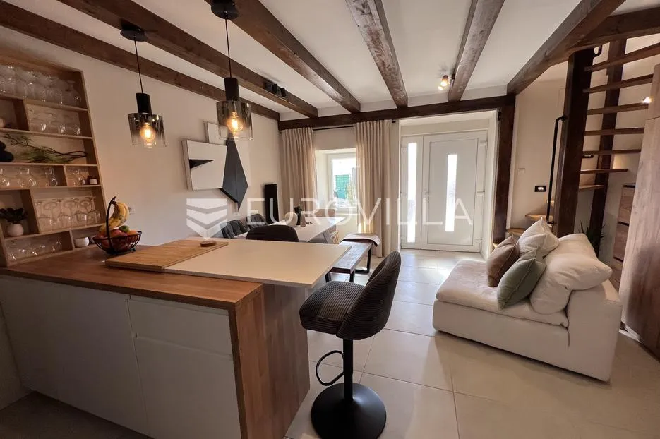 istra, kanfanar, potpuno renovirane dvije kamene kuće, useljive odmah, 130 m² - slika 7