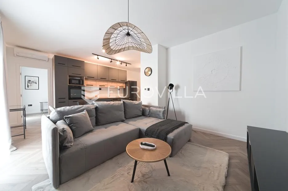 osijek, jug 2, najam novouređenog dvosobnog stana, površine 49 m² - slika 3