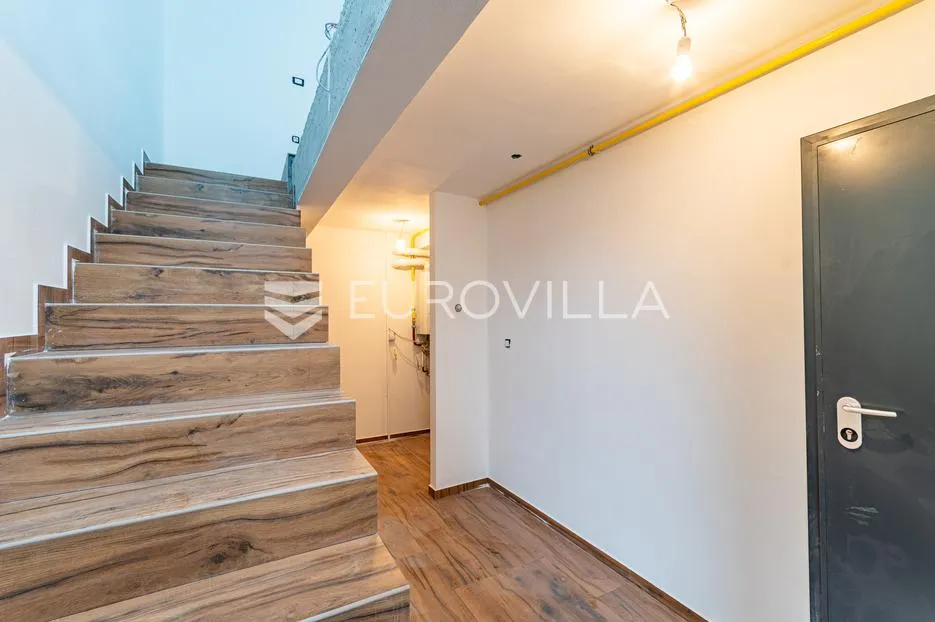 varaždin, centar četverosoban stan površine 138,70 m² - slika 10