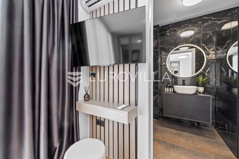 istra, medulin, prekrasna moderna dvojna vila nkp 220m2 - slika 74