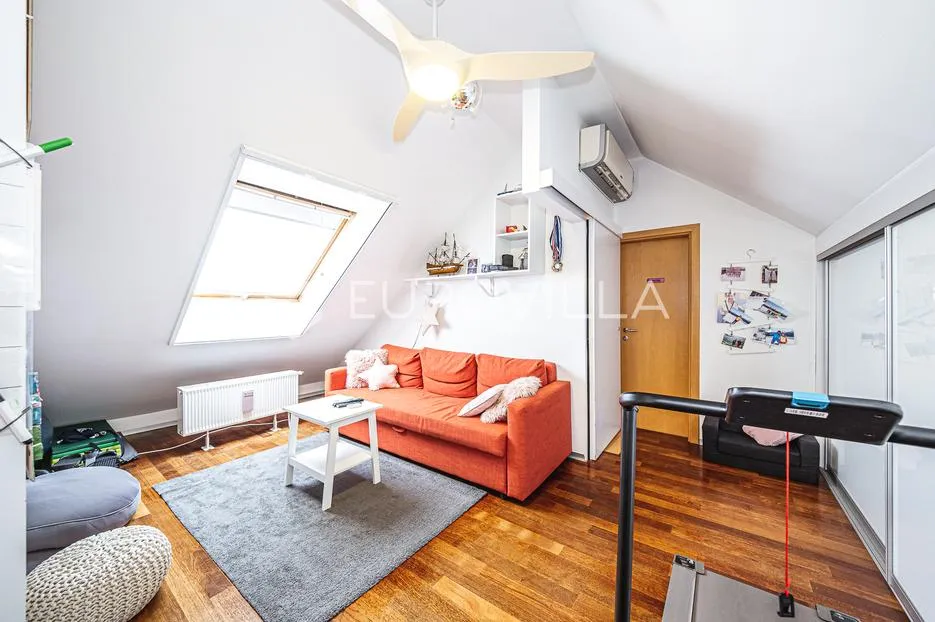 zagreb, prečko, prekrasan dvoetažan stan 133.58 m² s parkirnim mjestom - slika 40