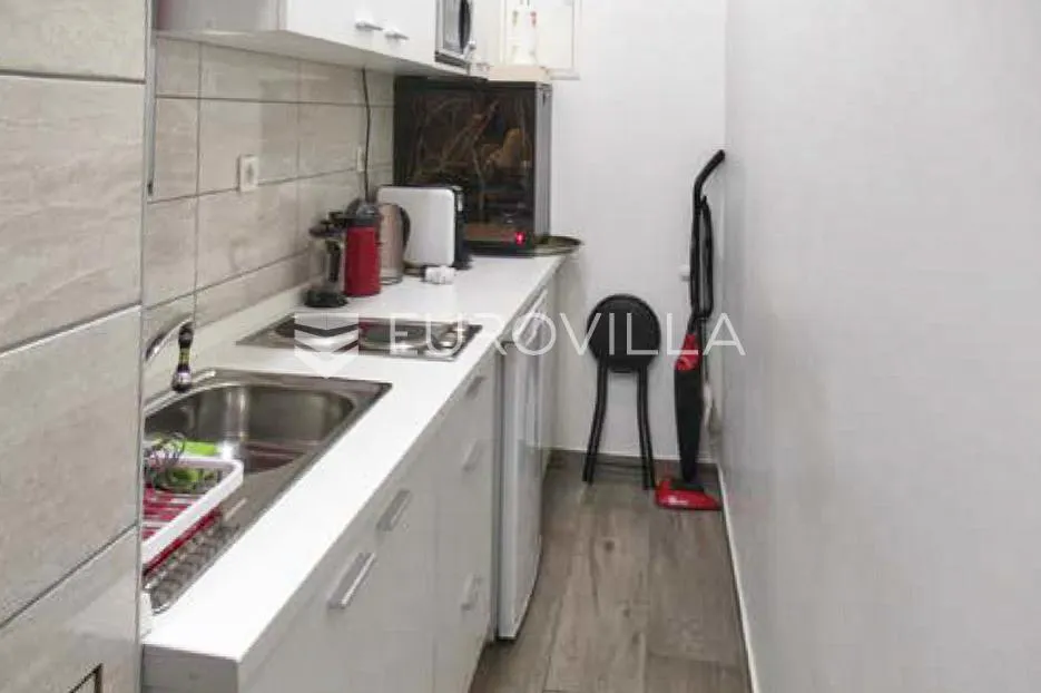 zagreb, svetice, ulični lokal 65 m² i garažno mjesto 16 m² - slika 4