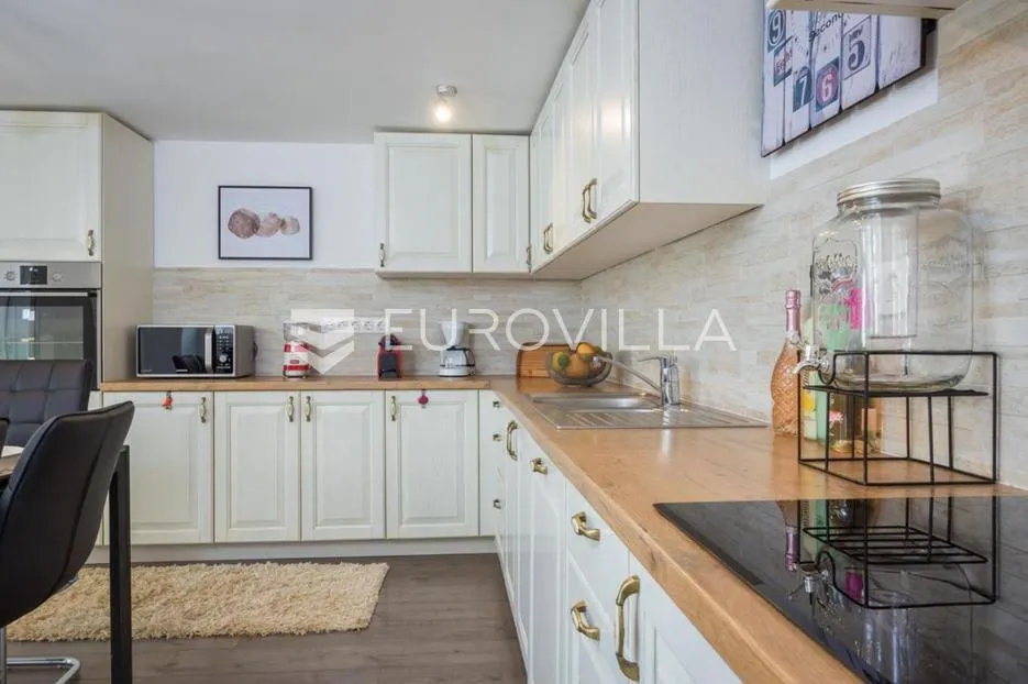 medulin, istra, luksuzna samostojeća vila 205 m² s bazenom i pogledom na more - slika 30