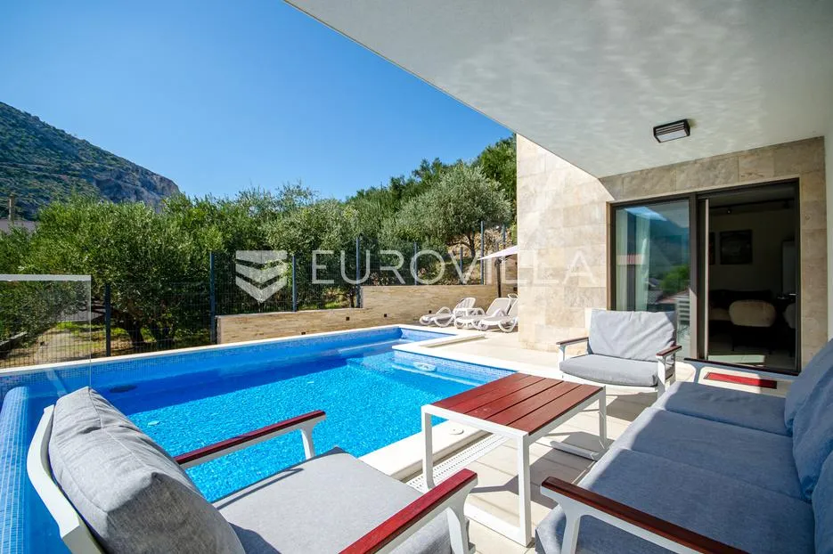 split, žrnovnica, vila s bazenom na mirnoj lokaciji - slika 30