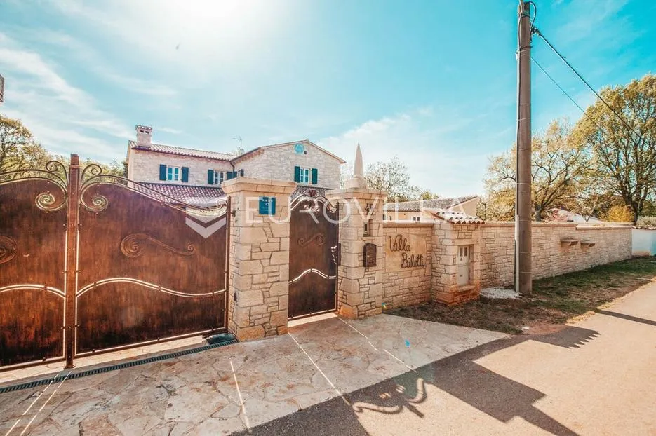 istra, hreljići, dugoročni najam kamene kuće 250 m² s bazenom 45 m² - slika 12