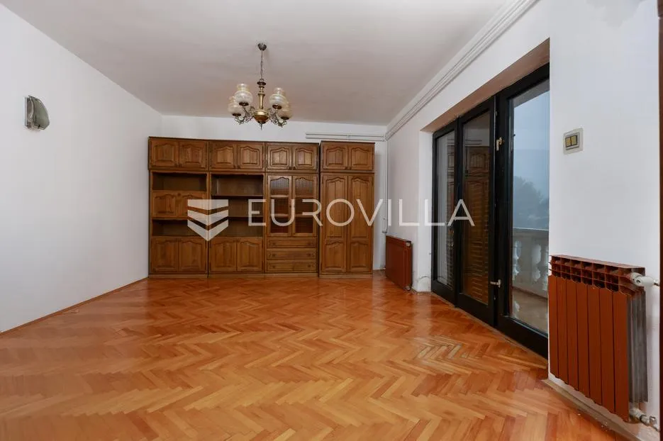 rijeka, hosti, južno orijentiran stan 120 m² potkrovlje 150 m², pogled na more - slika 3