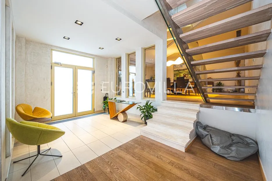 zagreb, gornje prekrižje, ekskluzivna obiteljska vila 376 m² na zemljištu od 704 m² - slika 6