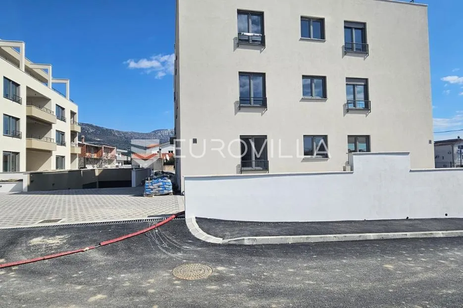 kaštel stari penthouse 102 m² s pogledom na more, garaža s ostavom direkno lift u stan - slika 13