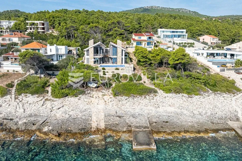 otok korčula, vela luka, villa prvi red uz more - slika 5