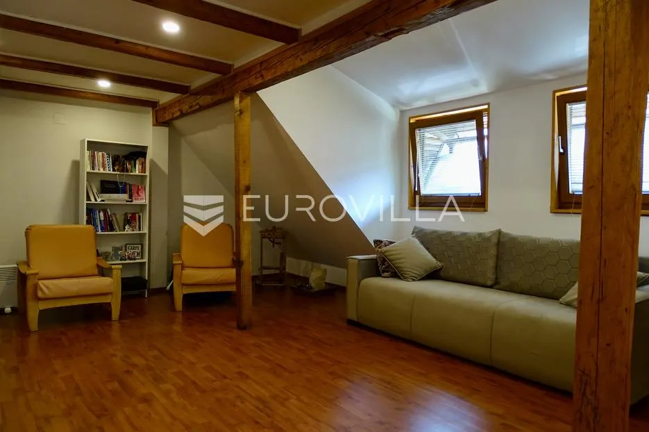 delnice, dvojna kuća površine 100 m² blizu centra u mirnom susjedstvu - slika 5