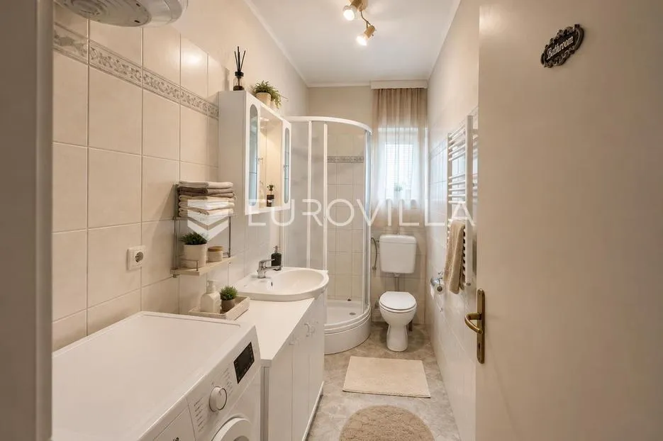 senj, četverosoban stan,155,85 m² s garžom i pogledom na more - slika 20