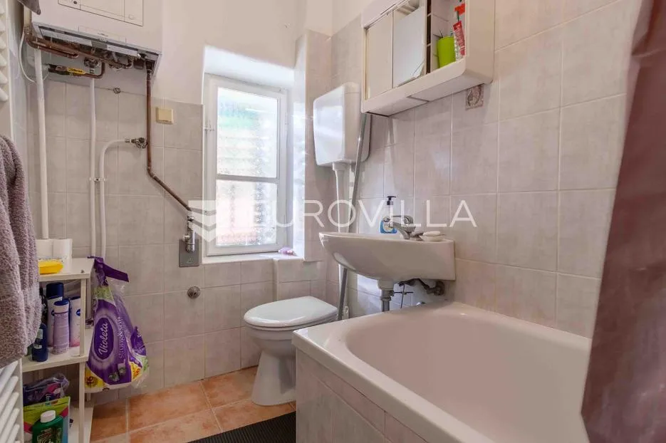 istra, pula, stan 48 m² u šijani s dodatnom vrijednošću, dva poslovna prostora - slika 9