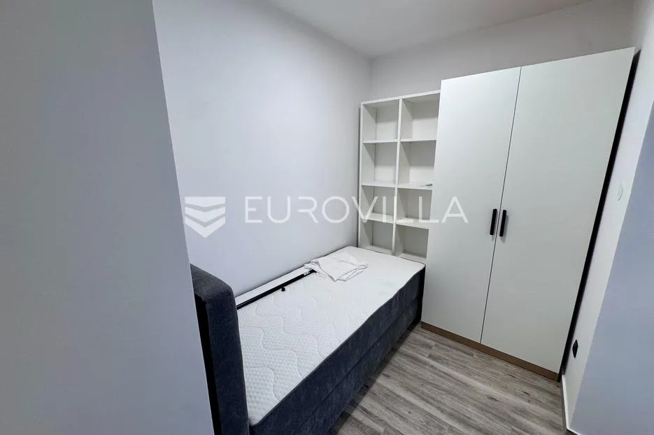 rijeka, centar, trosoban stan, prvi najam - slika 5