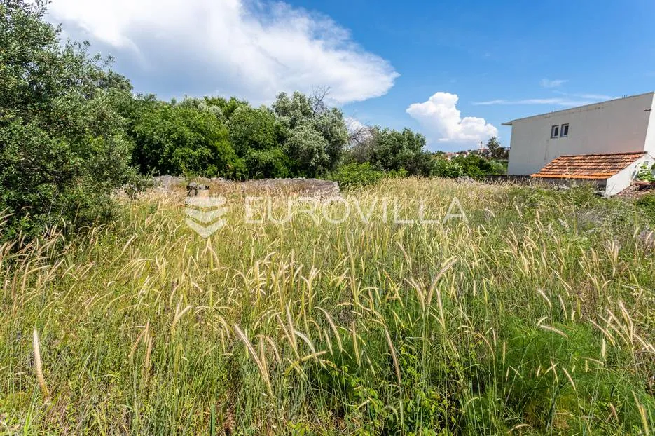 seget, građevinsko zemljište 130m od mora, 910 m² - slika 2