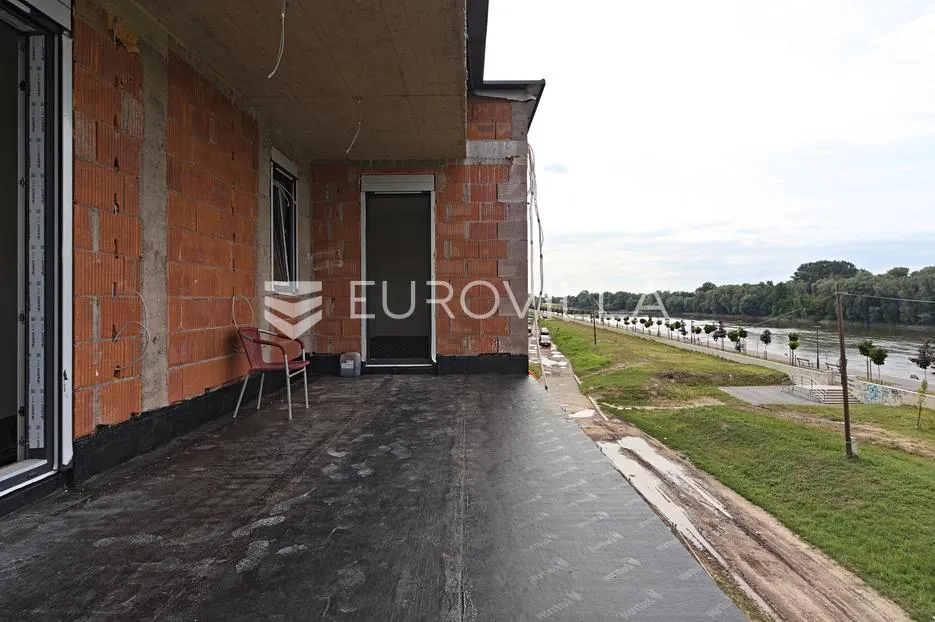osijek, donji grad, prodaje se prostrani stan uz dravu do promenade - slika 20