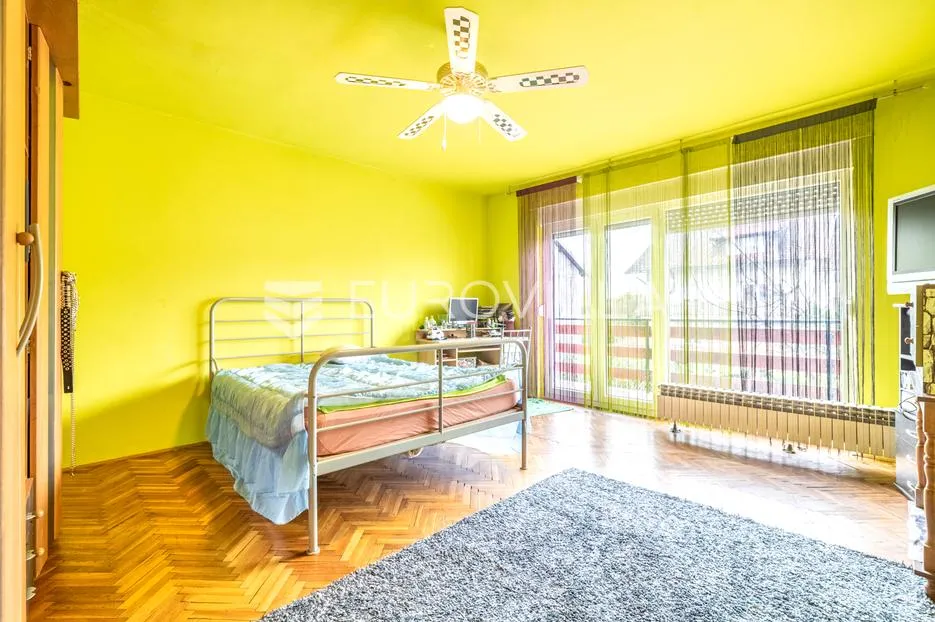 velika gorica, funkcionalna kuća 400 m2 - slika 5