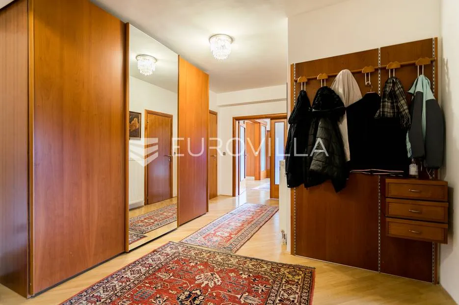 gornja dubrava, stambeno poslovna zgrada 1000 m2 na zemljištu 500 m2 - slika 8