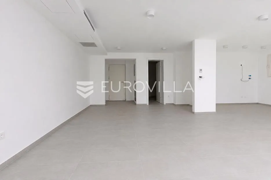 opatija privé, ekskluzivan četverosoban stan 139 m², bazen, teretana - slika 11