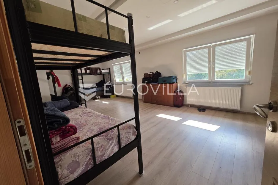 zelina, hrnjanec, stambeno-poslovna kuća, 590 m2 - slika 9