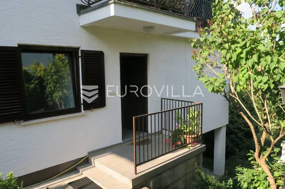 zagreb, zelenjak, obiteljska kuća 500m2 - slika 10