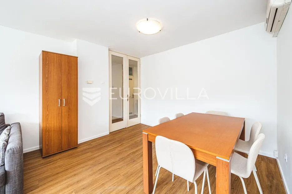 zagreb centar, vlaška, komforan trosoban stan 72 m² s garažnim parkirnim mjestom - slika 11