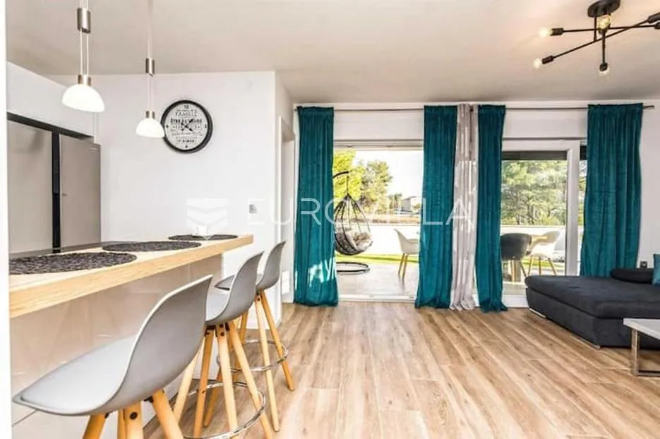 zadar, vir, moderna villa s bazenom, 400 m do mora - slika 7