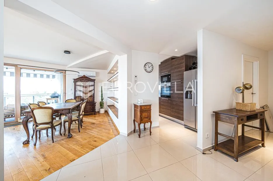 zagreb, borovje, predivan četverosoban stan 130 m² - slika 17