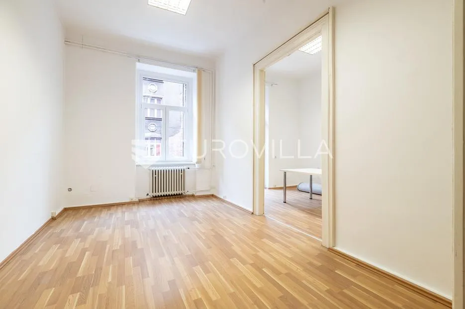zagreb, amruševa, poslovni prostor 131 m² - slika 4