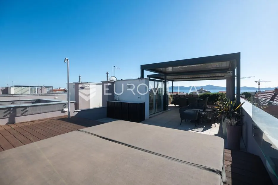 zadar, borik, luksuzan penthouse površine 137,26 m² s terasama na top lokaciji - slika 48