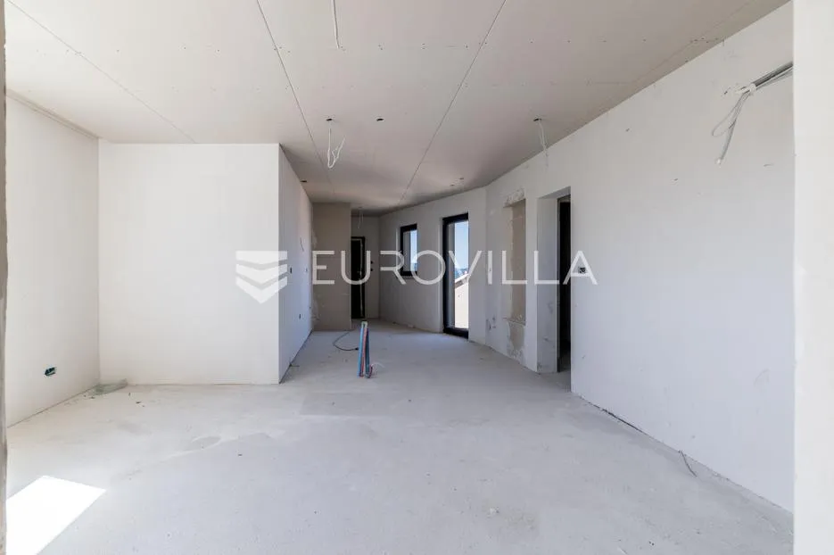čiovo, okrug gornji | dvosobni apartman na drugom katu - slika 9
