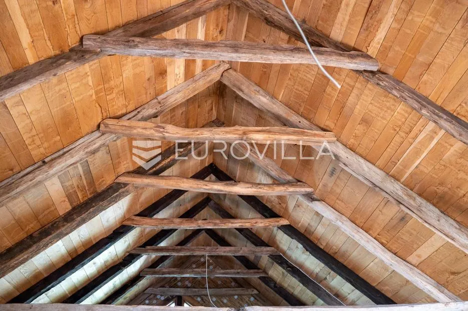 lika, plitvička jezera, ograđeno imanje 40.000 m² s 11 kuća, izuzetna rijetka investicija - slika 68