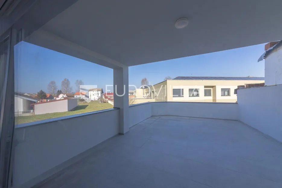 osijek, cvjetno naselje, moderan stan u urbanoj vili 124 m² 2. kat - slika 11
