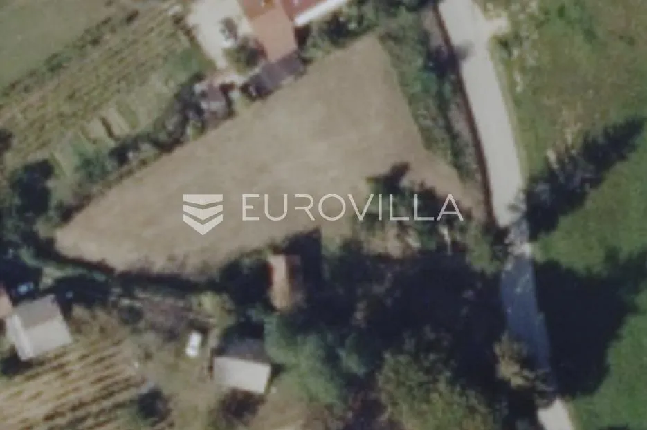 gornji kneginec, mali vrh, građevinsko zemljište površine 1237 m² - slika 2