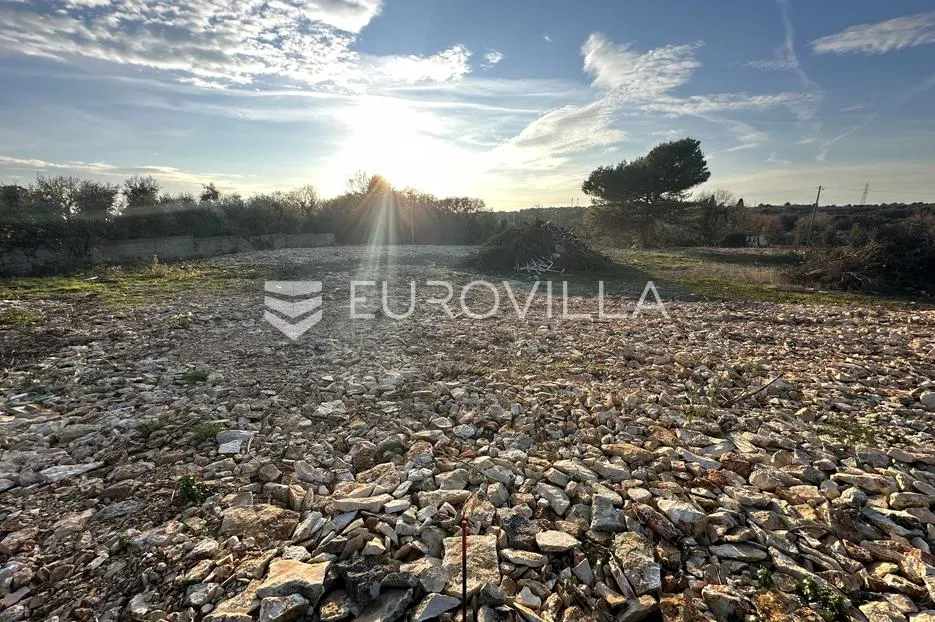 istra, ližnjan, veliko građevinsko zemljište 774 m2 za p+1 - slika 4