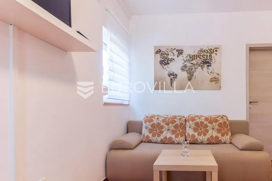 vir, atraktivna apartmanska kuća s 4 stambene jedinice udaljene 150 m od plaže - slika 56