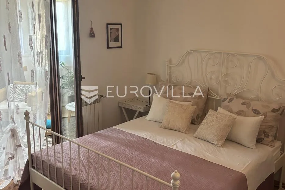 hvar, jelsa, stambeno poslovni kompleks idealan za investiciju - slika 31