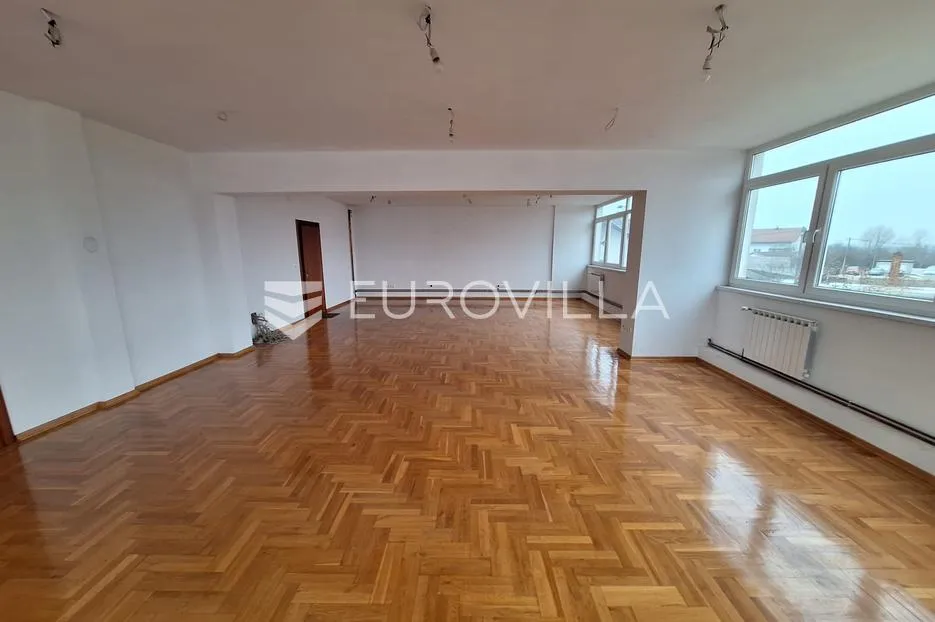 karlovac, stambeno poslovna zgrada 1000 m², višenamjenska mogućnost - slika 8