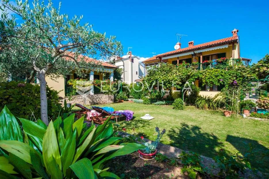 istra, rovinj, kuća 360 m2 s tri stana i zasebnom kućicom, izuzetna lokacija - slika 10