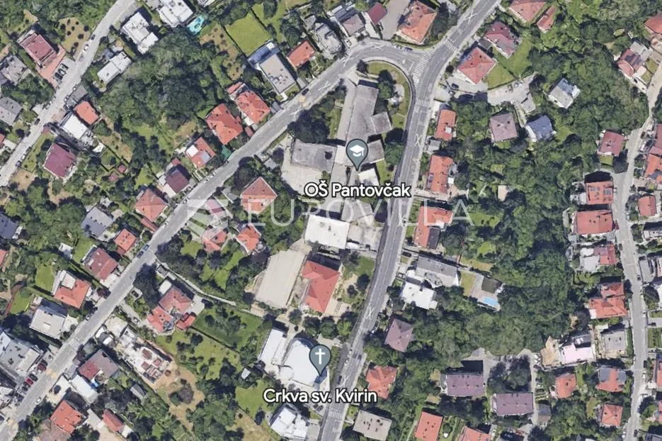 Zagreb, Pantovčak stara vila za adaptaciju na atraktivnoj lokaciji