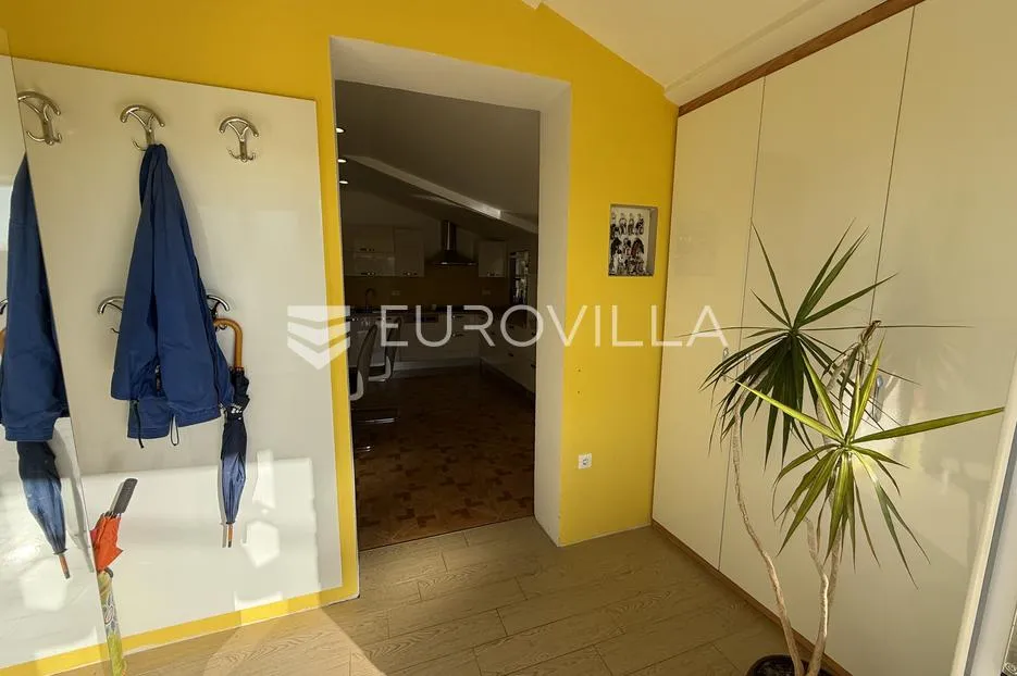 istra, muntić, osunčana samostojeća kuća 103 m² na mirnoj lokaciji s lijepom okućnicom - slika 12